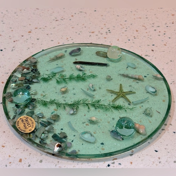 Nautical Seashell Hand Crafted‎ Glass Trivet Hot Plate Holder - Picture 5 of 7